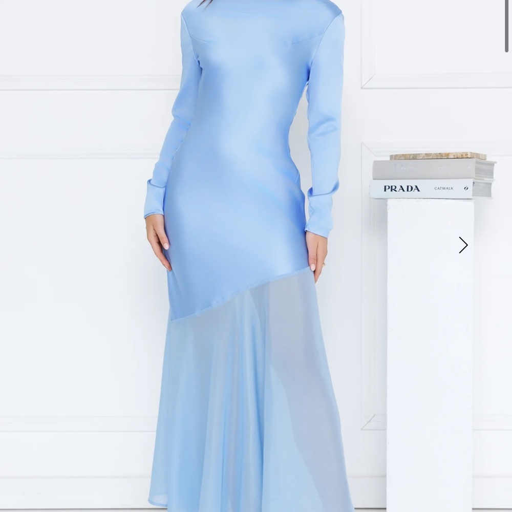 Hello Molly - EXQUISITE LUXURY SATIN LONG SLEEVE MAXI DRESS BLUE